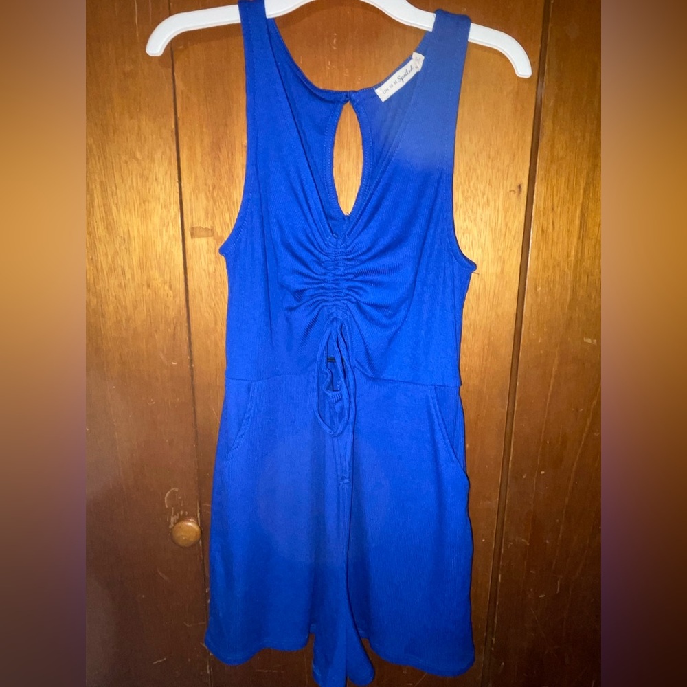 Blue, ribbed, peep hole stomach, Romper MEDIUM NWOT